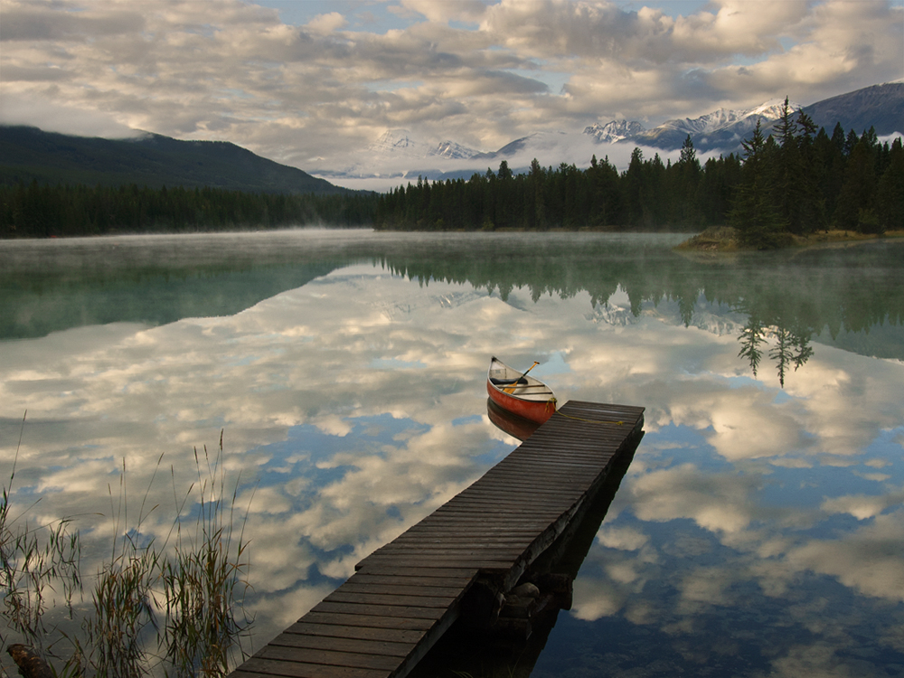 canoe on Lake Edith, Jasper National Park